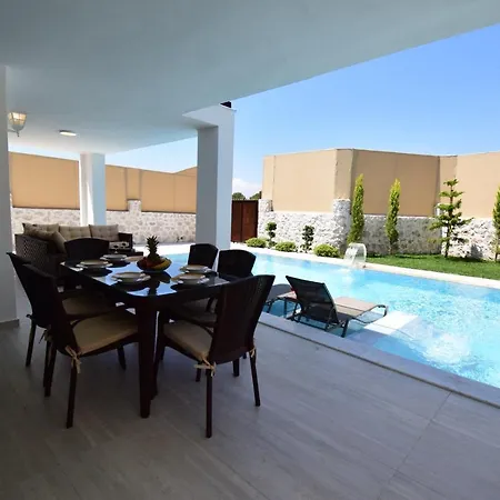 La Marbella فيلة فتحية