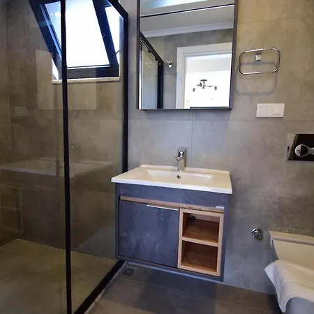 ヴィラ La Marbella