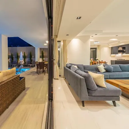 La Marbella Villa *