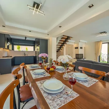 La Marbella Villa *