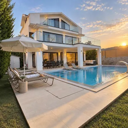 La Marbella Villa