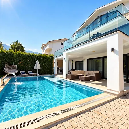 La Marbella Villa