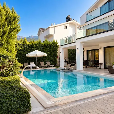 La Marbella Villa *